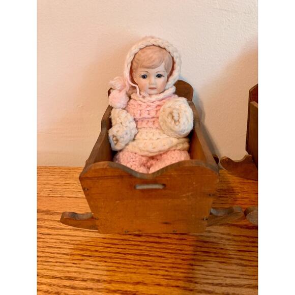 SET of 2 VTG Antique All Bisque Dolls 8in Crochet Bonnet Handmade Crib Glass Eye - Picture 10 of 16